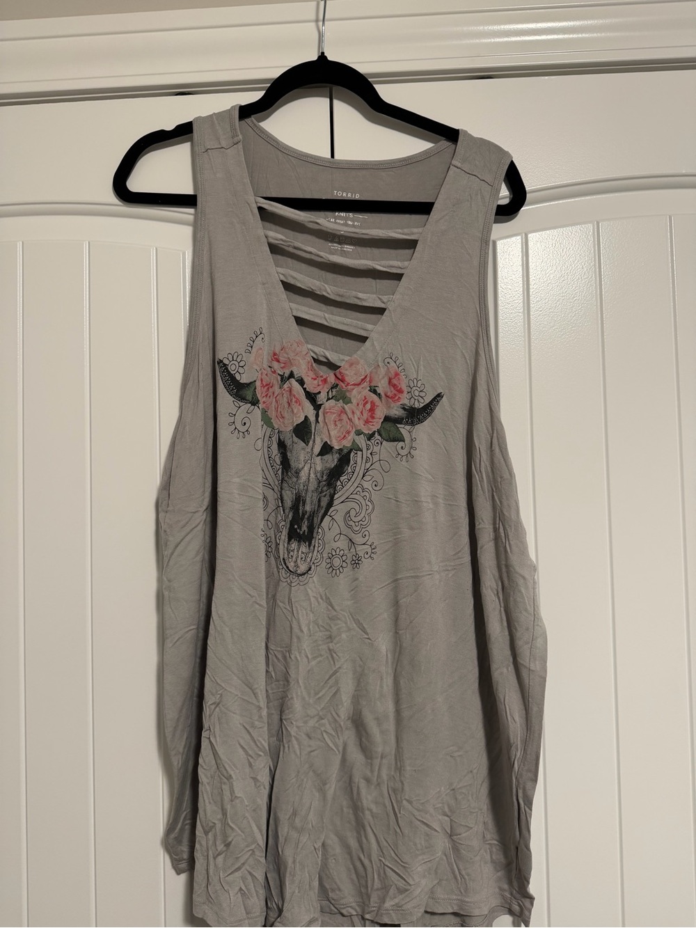 torrid Gray Tank Top with Floral Skull and Ladder Back